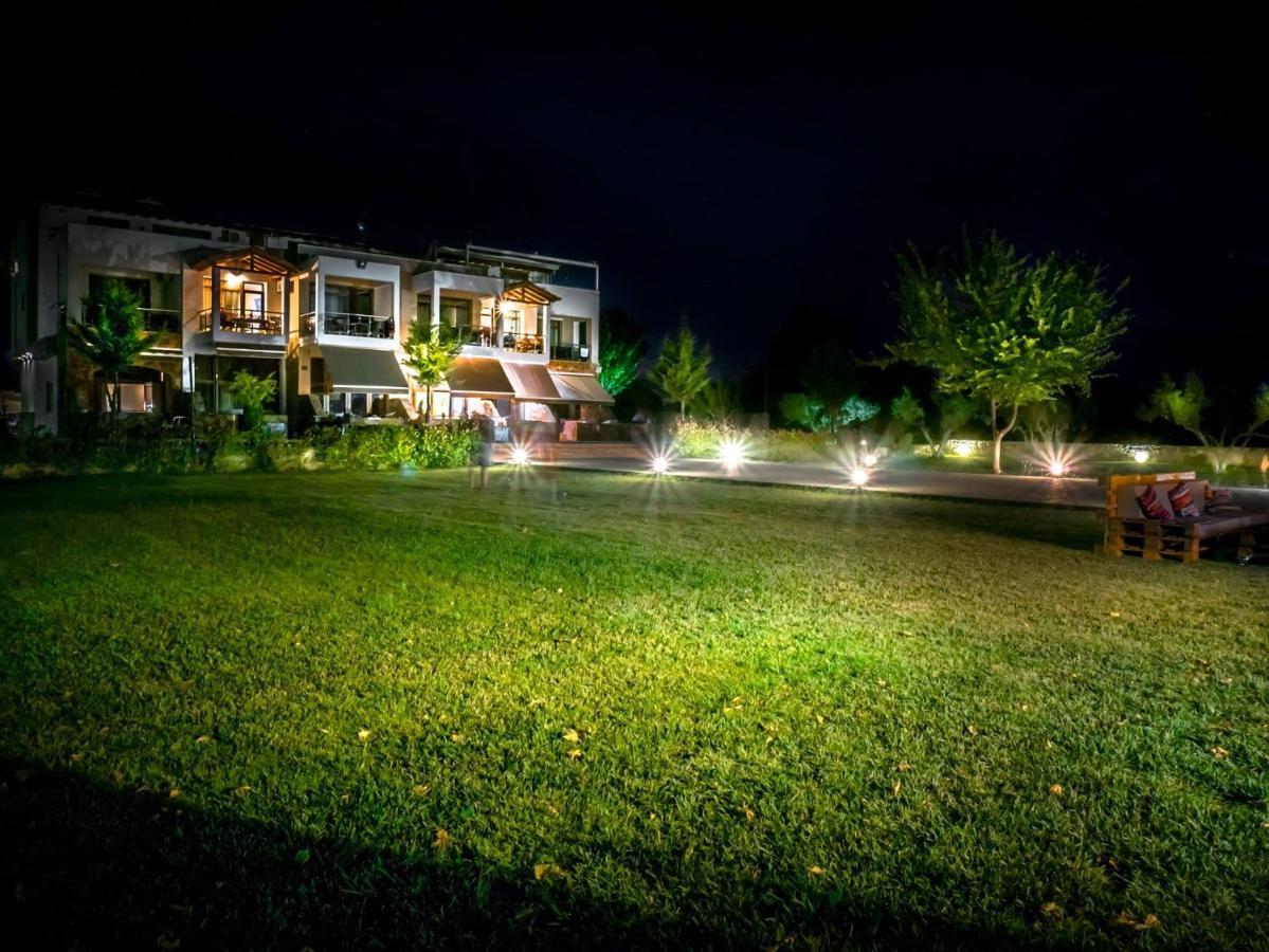 Elia Apartments - Nea Triglia Beach Nea Plagia Esterno foto